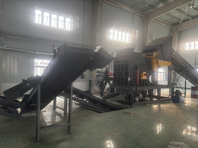 甘肅110型破碎機結(jié)束安裝工作