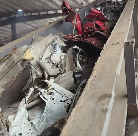 客戶(hù)提供，450型汽車(chē)殼破碎機(jī)生產(chǎn)打料